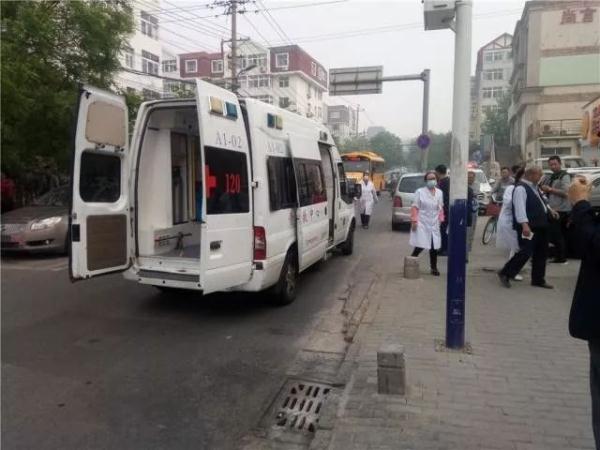 突發(fā)！青島一居民樓發(fā)生爆燃！已造1人死亡，7人受傷！3公里外有震感…